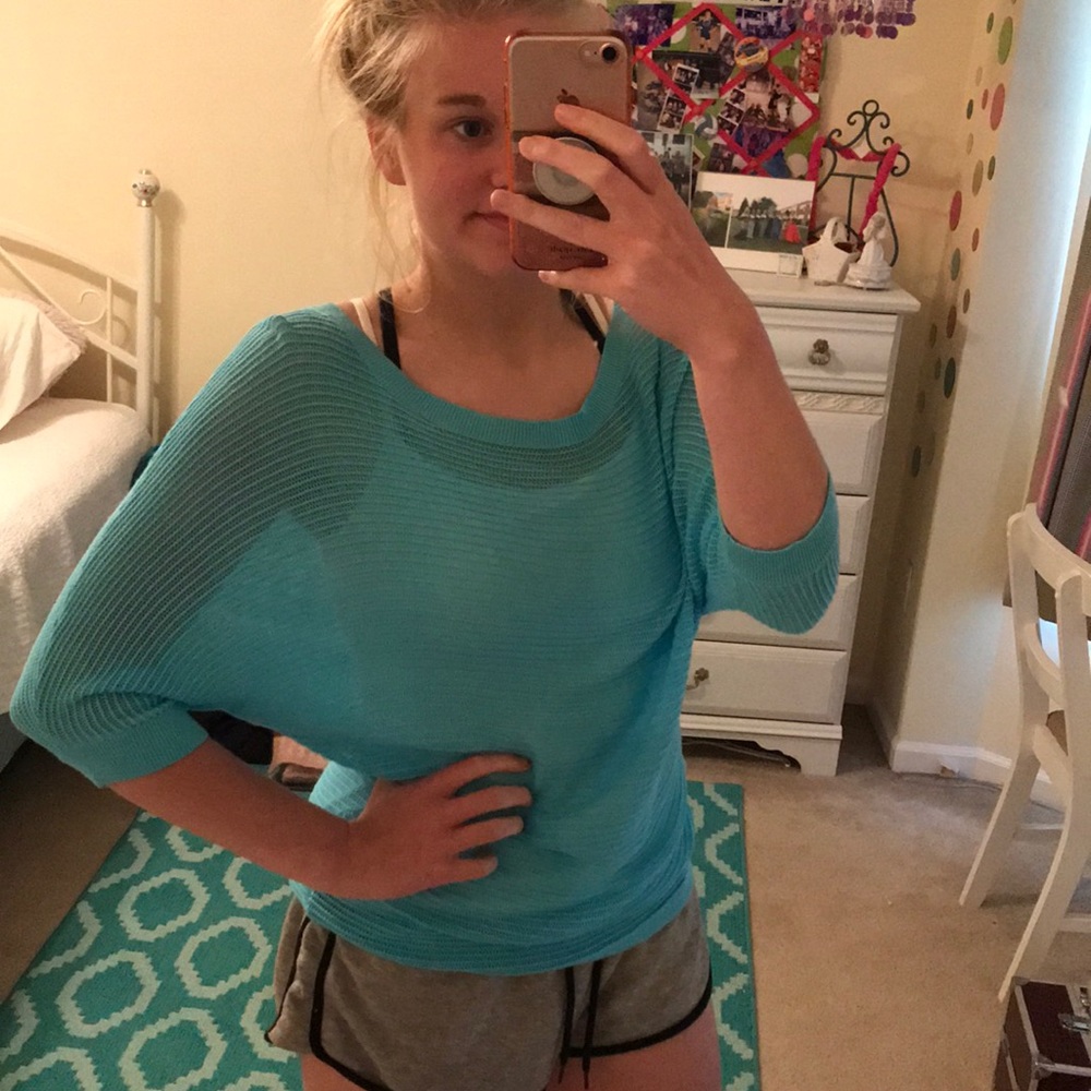 Blue Express Half-Sleeve Top